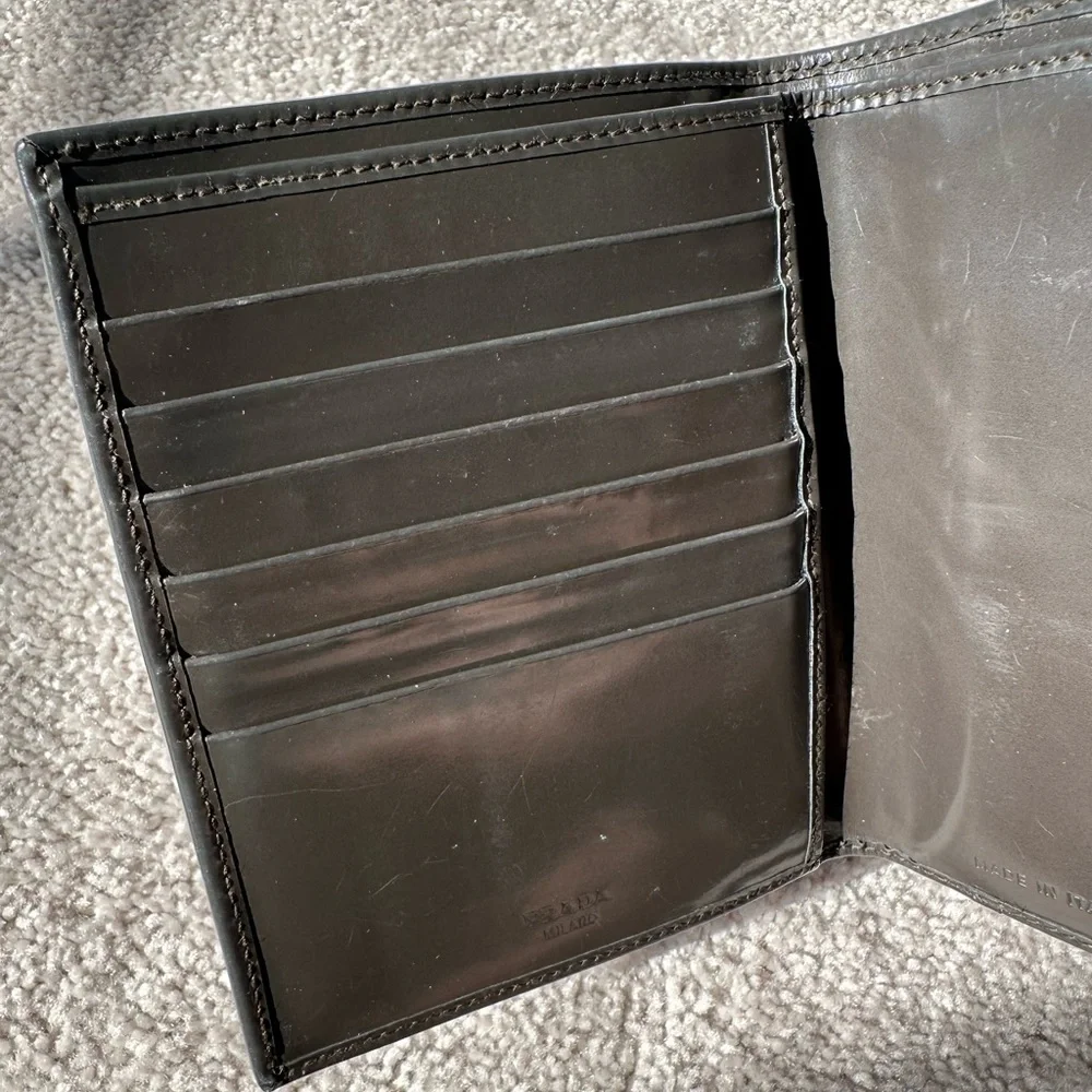 Prada Wallet - Spazzolato Portafoglio in Color Gray Smog with authenticity card - Picture 10 of 16